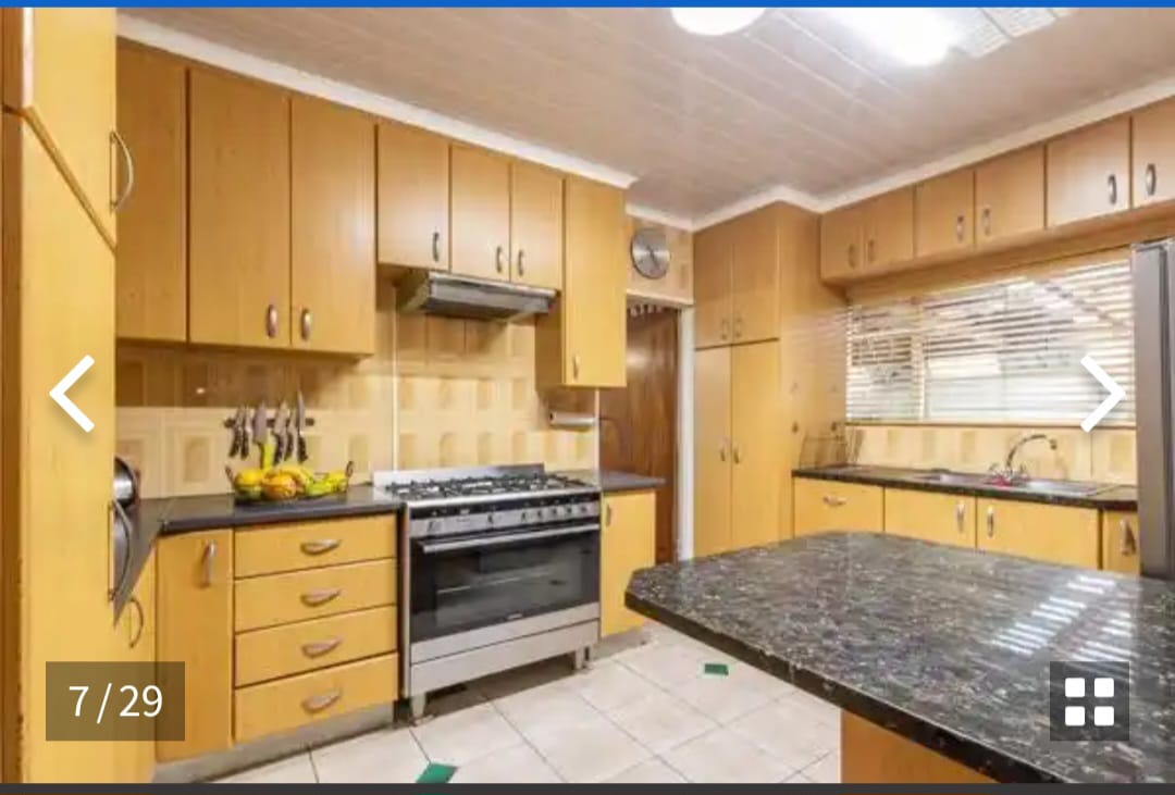 4 Bedroom Property for Sale in Surrey Estate Western Cape